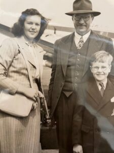 Dorothy with her father Eddie Ward and her younger brother Edward, also known as Eddie.
